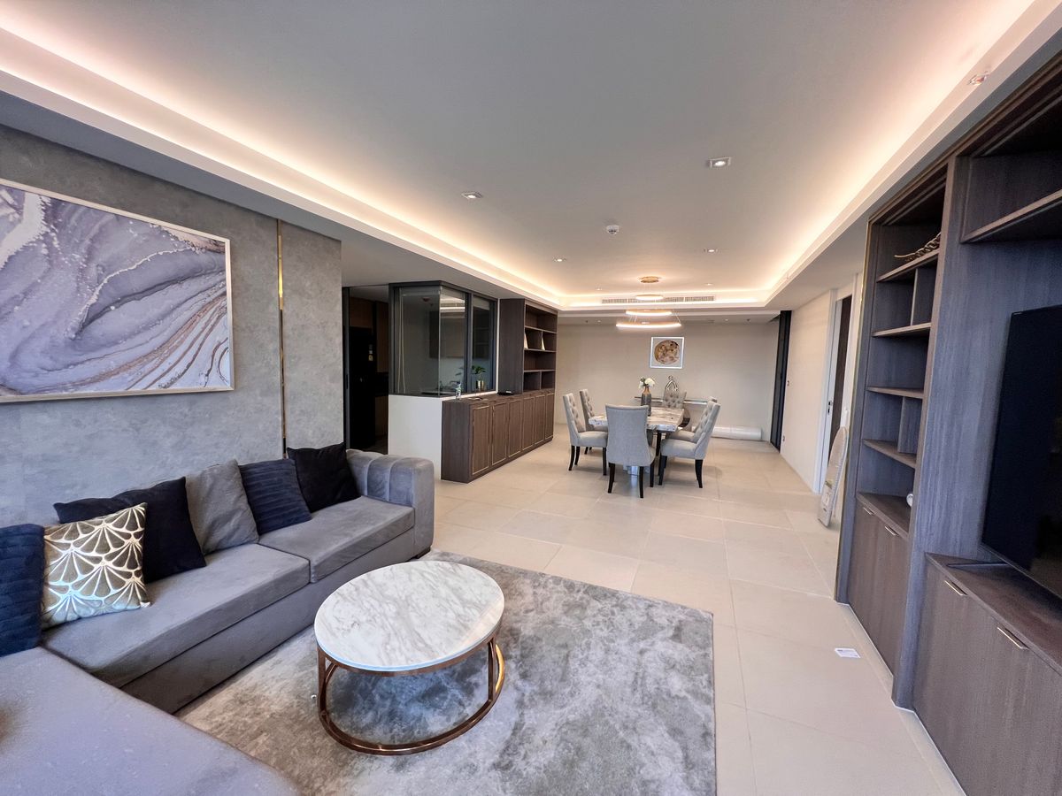 ให้เช่าคอนโดสุขุมวิท อโศก ทองหล่อ : ✅ Available ‼️ Private Residence ✅ Big Room