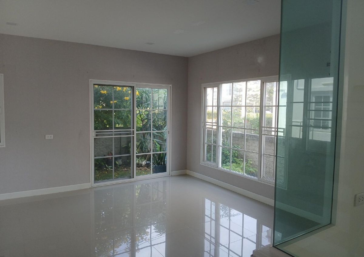 ขายบ้านลาดกระบัง สุวรรณภูมิ : บ้านแฝด โกลเด้น นีโอ บางนา-สวนหลวง ประเวศ  กรุงเทพ 44 ตร.ว. 4นอน 3น้ำ หลังมุม 🔥ฟรีโอน🔥