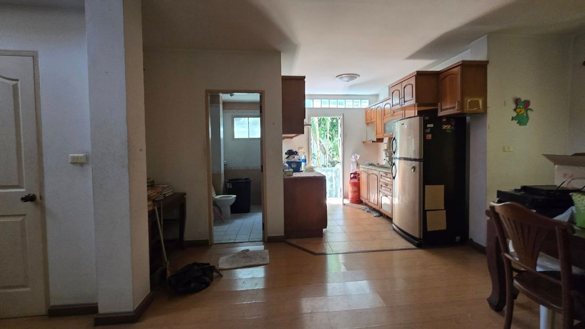 ขายบ้านพระราม 2 บางขุนเทียน : ขายบ้านเดี่ยว 2 ชั้น โครงการนันทวัน พระราม 2 ซอยพระราม2 (แสมดำ – บางขุนเทียน) บ้านเดี่ยว 2 ชั้น หลังใหญ่   เนื้อที่ 73.5 ตารางวา  พื้นที่ใช้สอย 254 ตารางเมตร  3 ห้องนอน | 3 ห้องน้ำ