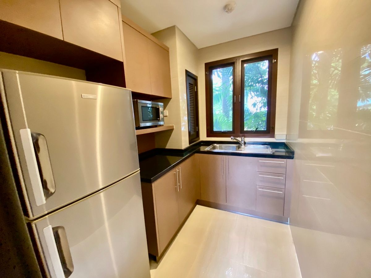 For RentHouseSukhumvit, Asoke, Thonglor : 🏡 For Rent: Ultra-Luxury 5-Storey Detached House in Sukhumvit 18 Modern Pool Villa | Rare in Prime Location 