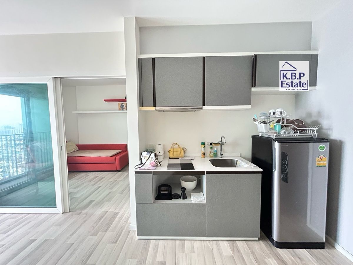 For SaleCondoSathorn, Narathiwat : Selling the Key Sathorn-Jerirat High class-Very beautiful view. 1 bedroom, 1 bathroom, size 32.75 sqm, 36th floor