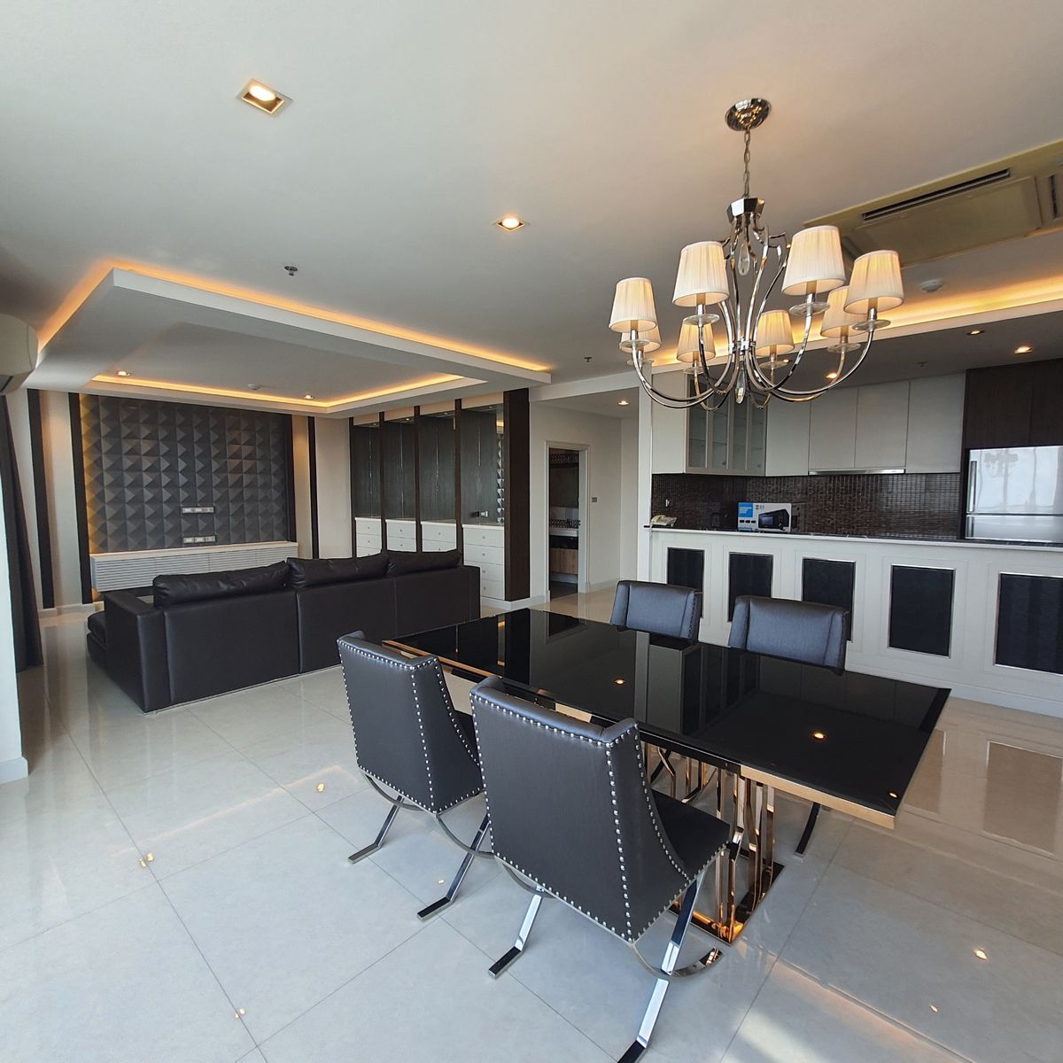 For RentCondoPattanakan, Srinakarin : P-117441 Condo for rent Four Wings Residence fully furnished (Confirm again when visit). 