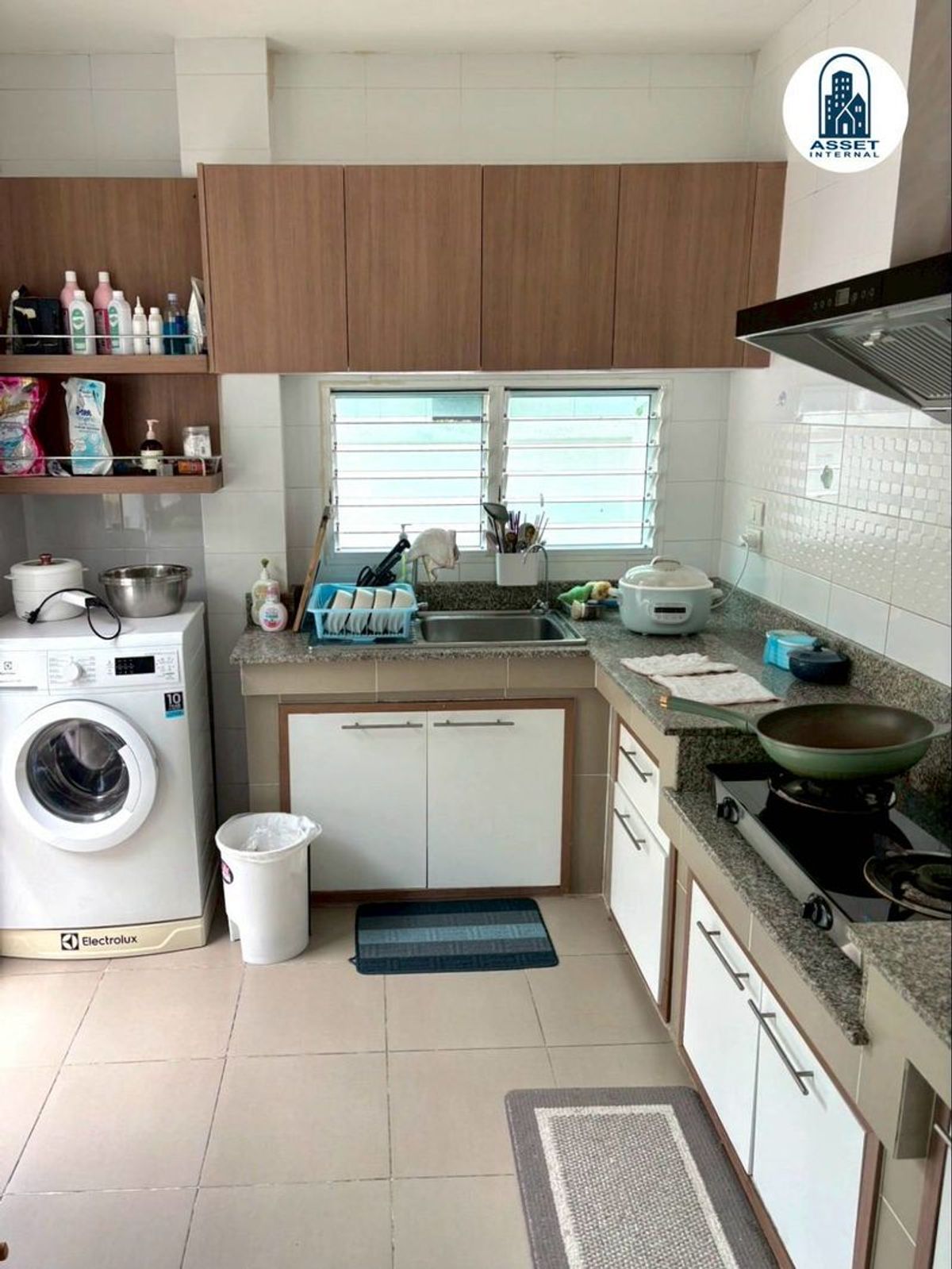 ขายบ้านเชียงใหม่ : ขาย บ้านเดี่ยว 2 ชั้น ม.สีวลี สันกำแพง-เชียงใหม่ ขนาด 89.60 ตารางวา 3 ห้องนอน 3 ห้องน้ำ ตกแต่งครบพร้อมอยู่ ตำบลสันกลาง อำเภอสันกำแพง จังหวัดเชียงใหม่