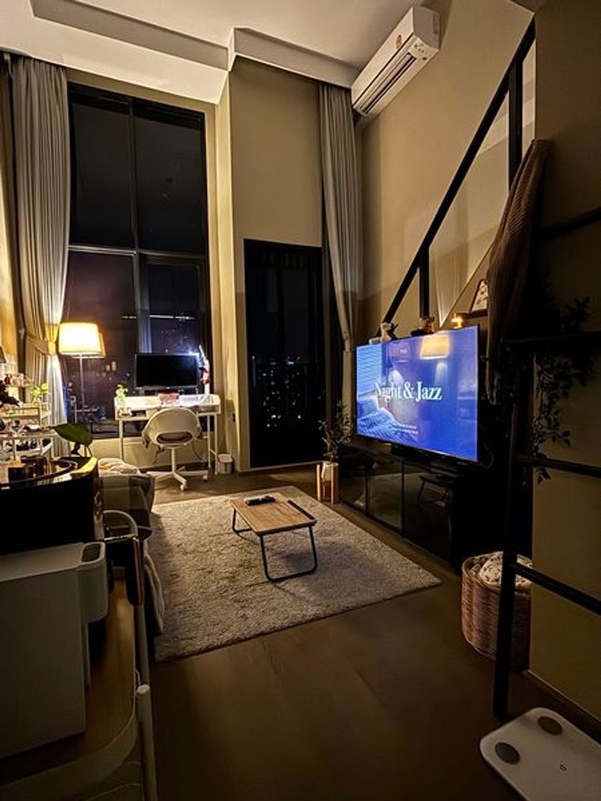 For RentCondoSiam Paragon ,Chulalongkorn,Samyan : Park Origin Chula Samyan【𝐑𝐄𝐍𝐓】🔥Luxury modern style, good function, beautiful built-in in every corner, perfect in dark and soft tones🔥 Contact Line ID: @hacondo