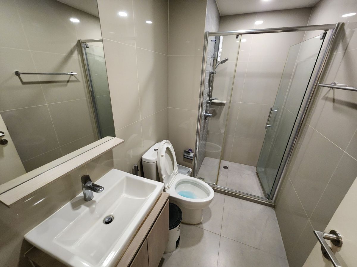 ขายคอนโดปิ่นเกล้า จรัญสนิทวงศ์ : ลดราคาโหด  ทิศใต้ 25 ตารางเมตร **ขายพร้อมอยู่** ขาย The Tree จรัญ30 คอนโดทำเลศิริราช ยูนิตน้อยสุดส่วนตัว 12 ห้องต่อ 1 ชั้น สังคมดีมาก SN494.22