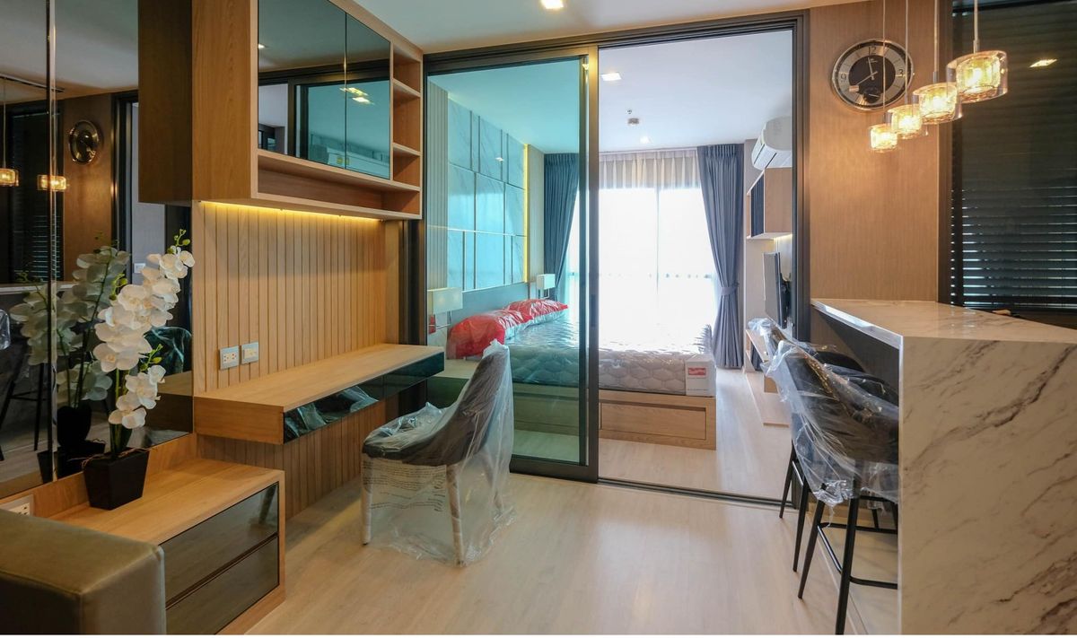 For SaleCondoRatchathewi,Phayathai : Rhythm Rangnam【𝐒𝐄𝐋𝐋】🔥Perfect space, controlled by cream wood + stone tones, giving a sense of openness, airiness, decorated in every area with class 🔥 Contact Line ID: @hacondo