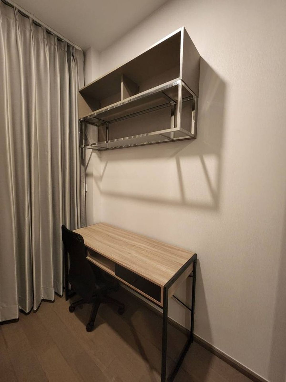 ให้เช่าคอนโดราชเทวี พญาไท : Park Origin Phayathai【𝐑𝐄𝐍𝐓】🔥แต่งลักซ์ชัวรีบิ้วอินเต็มผนัง แสงสวย เงียบหรูทุกมุมมอง🔥 ติดต่อไลน์ไอดี: @hacondo