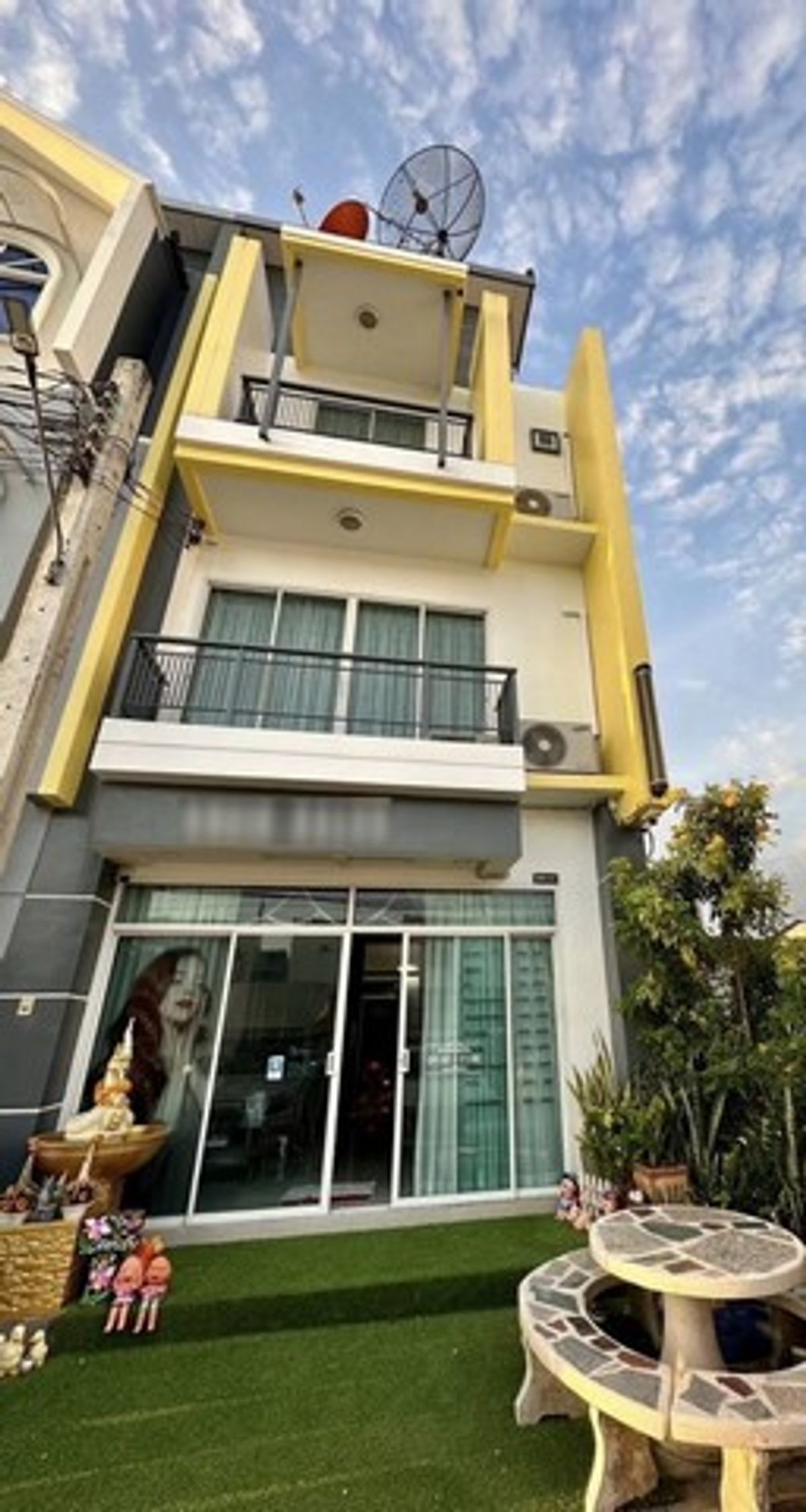For SaleTownhomeBang Sue, Wong Sawang, Tao Pun : [Sell] 3 -story townhome | Crais Town Min Buri | Corner room | Near Suvarnabhumi | 4.99 million