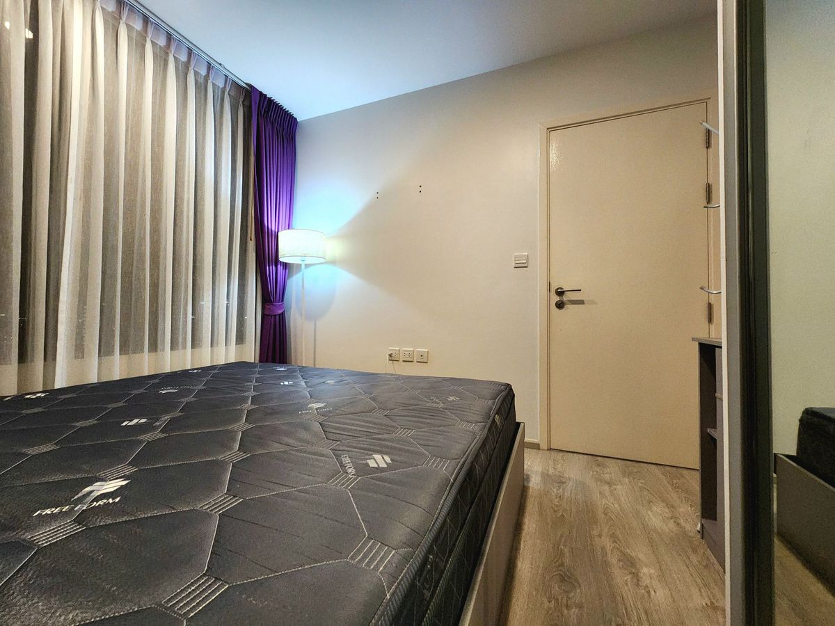 ขายคอนโดปิ่นเกล้า จรัญสนิทวงศ์ : ลดราคาโหด  ทิศใต้ 25 ตารางเมตร **ขายพร้อมอยู่** ขาย The Tree จรัญ30 คอนโดทำเลศิริราช ยูนิตน้อยสุดส่วนตัว 12 ห้องต่อ 1 ชั้น สังคมดีมาก SN494.22