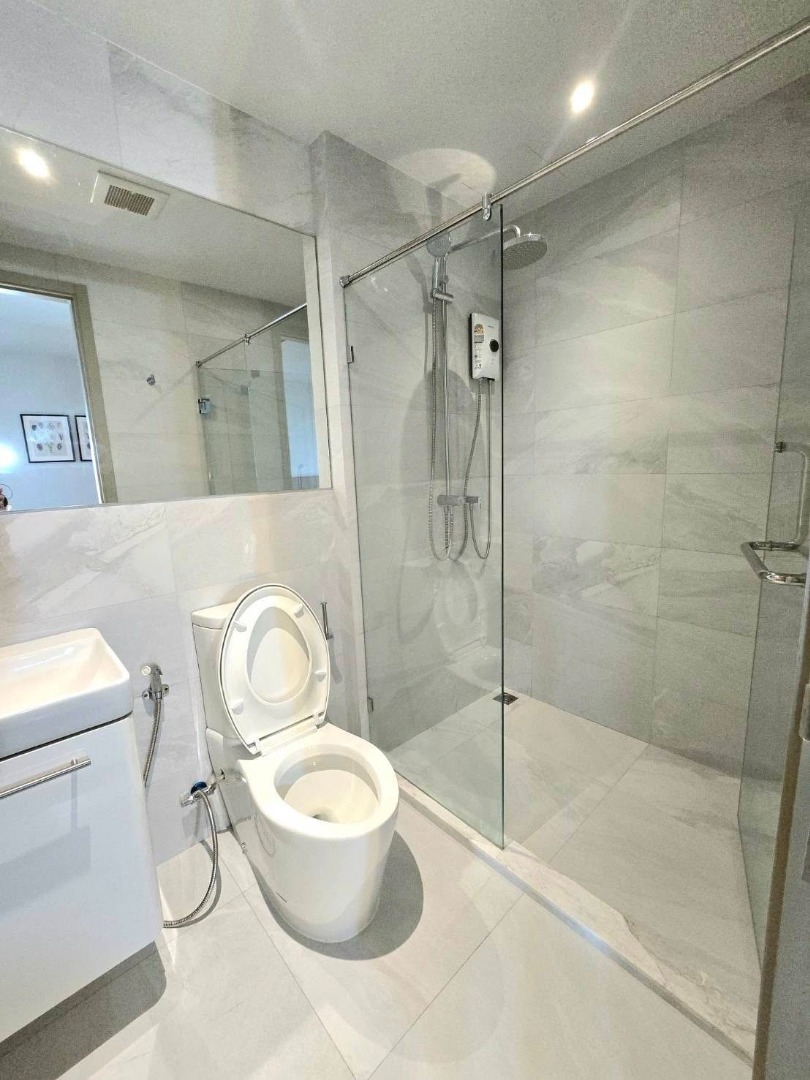 ให้เช่าคอนโดสุขุมวิท อโศก ทองหล่อ : 🔥ให้เช่าด่วน🔥ริทึ่ม เอกมัย ใกล้ BTS เอกมัย เฟอร์นิเจอร์ครบ พร้อมเข้าอยู่