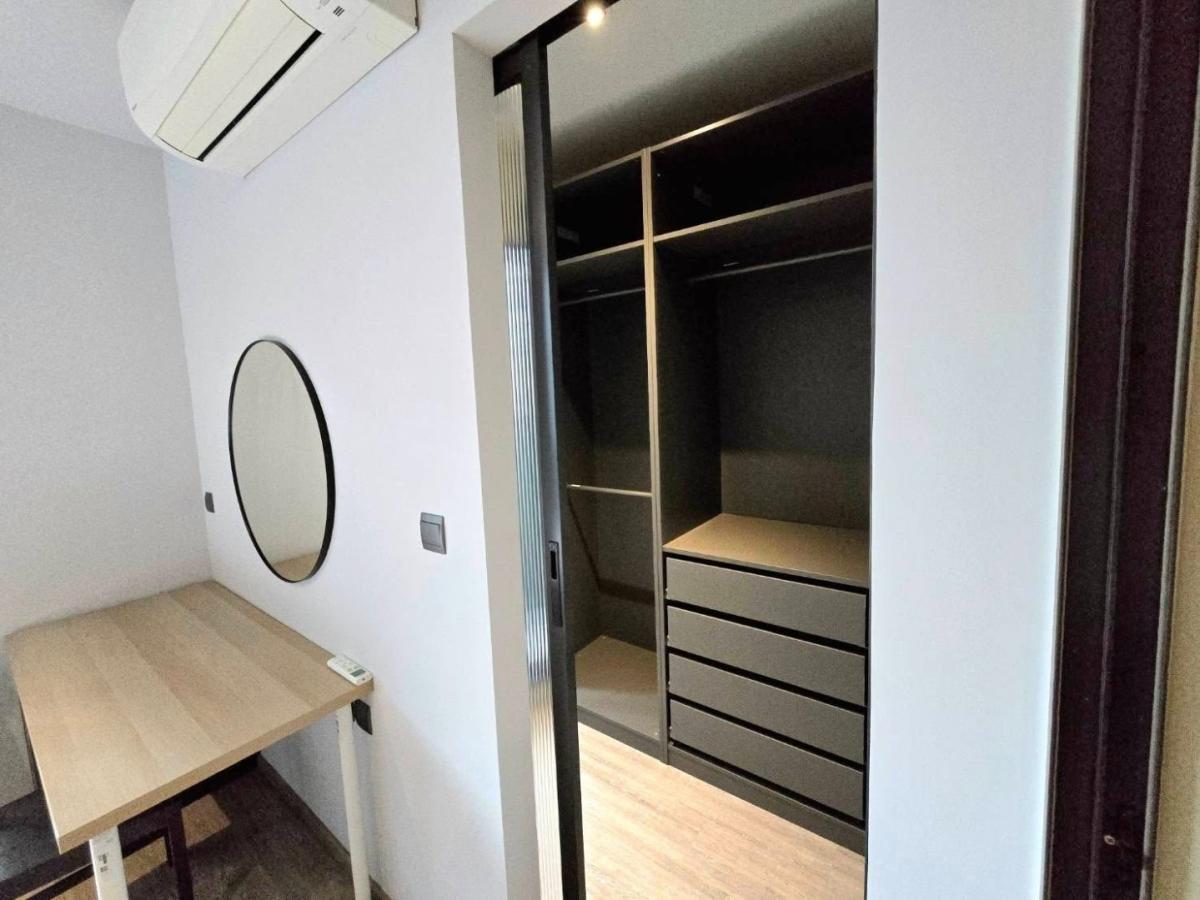 ให้เช่าคอนโดสุขุมวิท อโศก ทองหล่อ : 🔥ให้เช่าด่วน🔥ริทึ่ม เอกมัย ใกล้ BTS เอกมัย เฟอร์นิเจอร์ครบ พร้อมเข้าอยู่