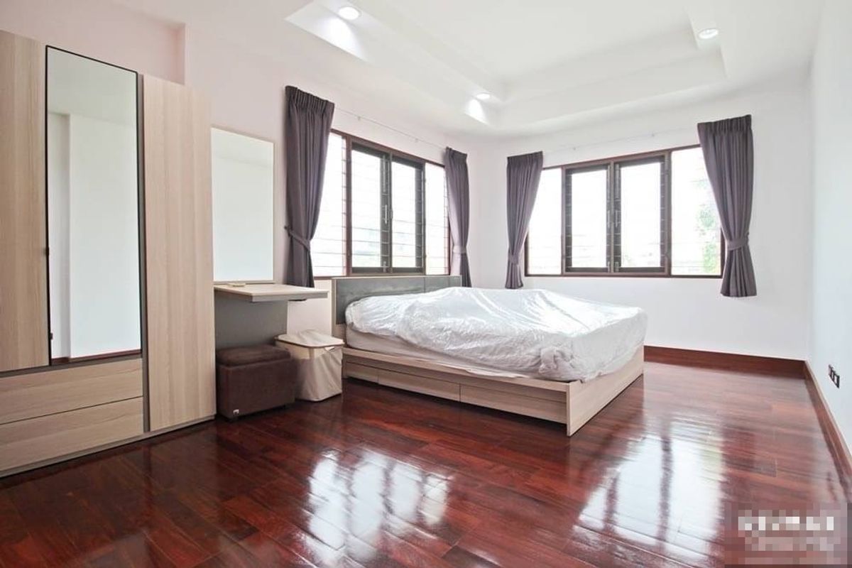 ขายบ้านบางซื่อ วงศ์สว่าง เตาปูน : ✨For sale ✨ Single House Prachachuen, 5 Bedroom, 6 Bathroom, 100 sqw. Neat