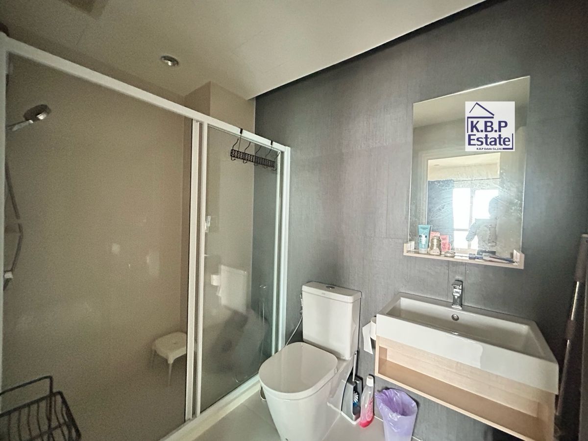 For SaleCondoSathorn, Narathiwat : Selling the Key Sathorn-Jerirat High class-Very beautiful view. 1 bedroom, 1 bathroom, size 32.75 sqm, 36th floor