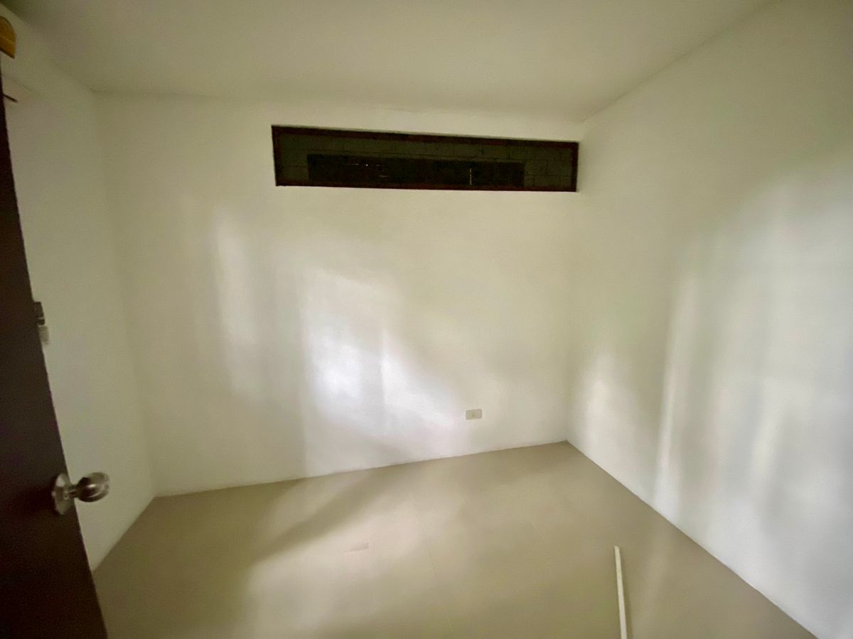 For RentHouseSukhumvit, Asoke, Thonglor : 🏡 For Rent: Ultra-Luxury 5-Storey Detached House in Sukhumvit 18 Modern Pool Villa | Rare in Prime Location 