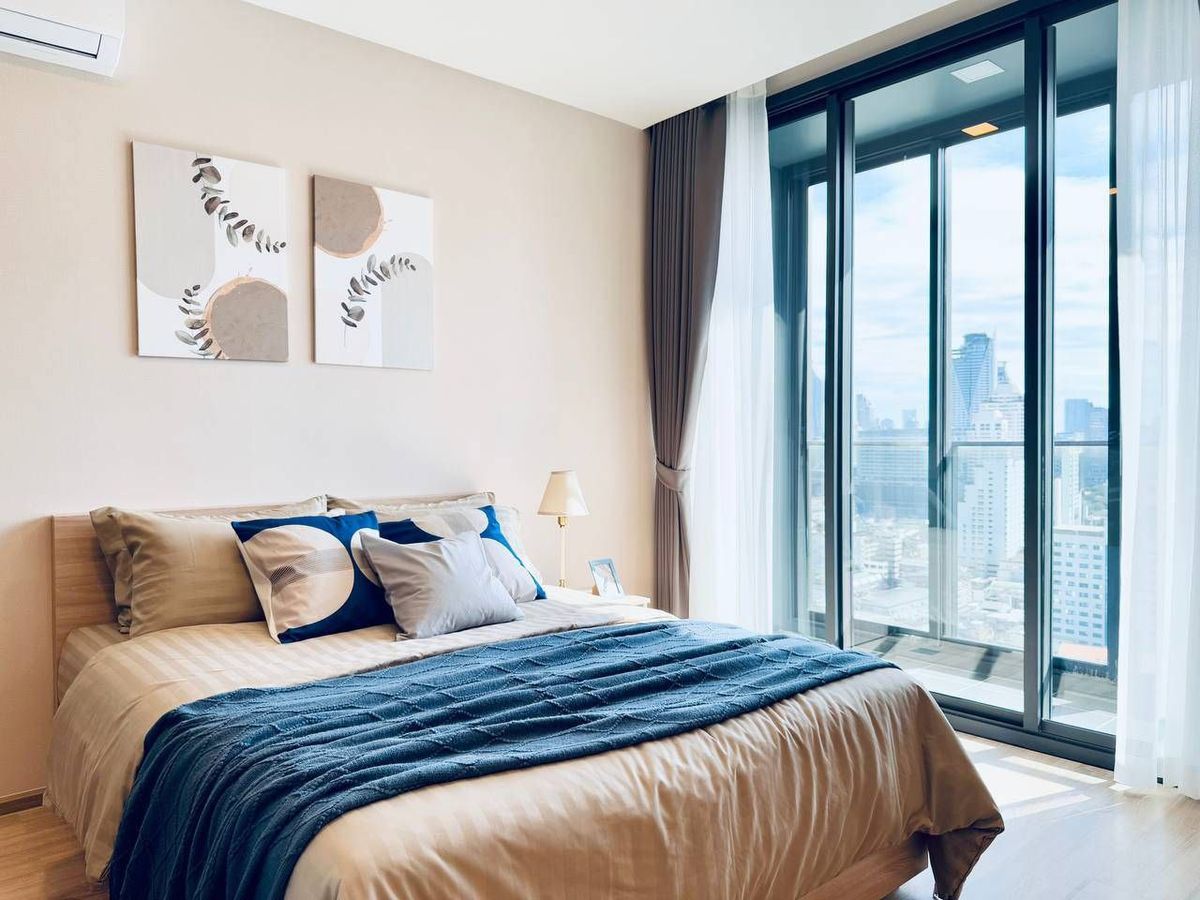 For RentCondoRatchathewi,Phayathai : XT Phayathai【𝐑𝐄𝐍𝐓】🔥Decorated in a simple and luxurious urban style, spacious and airy space, allowing for multi-dimensional living🔥 Contact Line ID: @hacondo