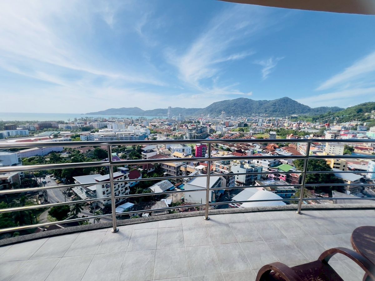 ขายภูเก็ต : คอนโด 2 ห้องนอน วิวสวย บรรยากาศดี ใจกลางนาใน – พร้อมอยู่ / พร้อมลงทุน