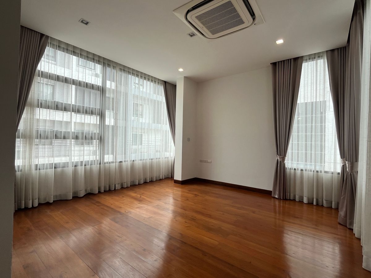 For SaleHouseChokchai 4, Ladprao 71, Ladprao 48, : Single house for sale, 4 bedrooms 92 sq m., 300+ sq m., calm, good location near the city center, easy access expressway and Rama 9, Ratchada, Lat Phrao 