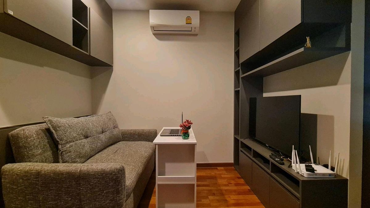 ให้เช่าคอนโดราชเทวี พญาไท : Wish Signature Midtown Siam 1【𝐑𝐄𝐍𝐓】🔥สวยครบด้วยบิ้วอินแน่น คุมโทนคลาสสิค เหมาะกับคนชอบความเนี๊ยบ🔥 ติดต่อไลน์ไอดี: @hacondo