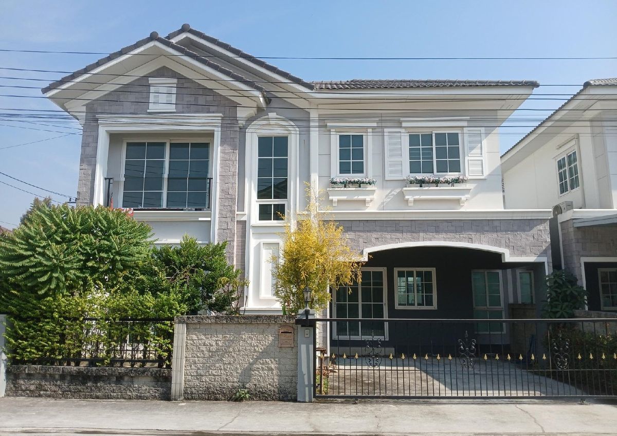 ขายบ้านลาดกระบัง สุวรรณภูมิ : บ้านแฝด โกลเด้น นีโอ บางนา-สวนหลวง ประเวศ  กรุงเทพ 44 ตร.ว. 4นอน 3น้ำ หลังมุม 