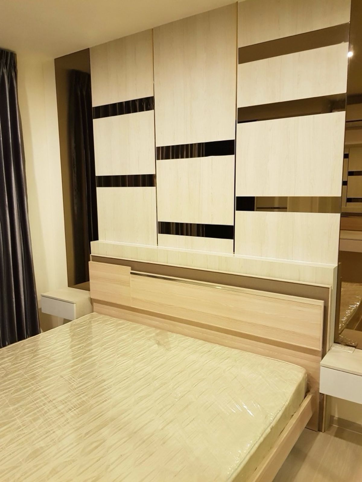 For RentCondoRama9, Petchburi, RCA : Rent