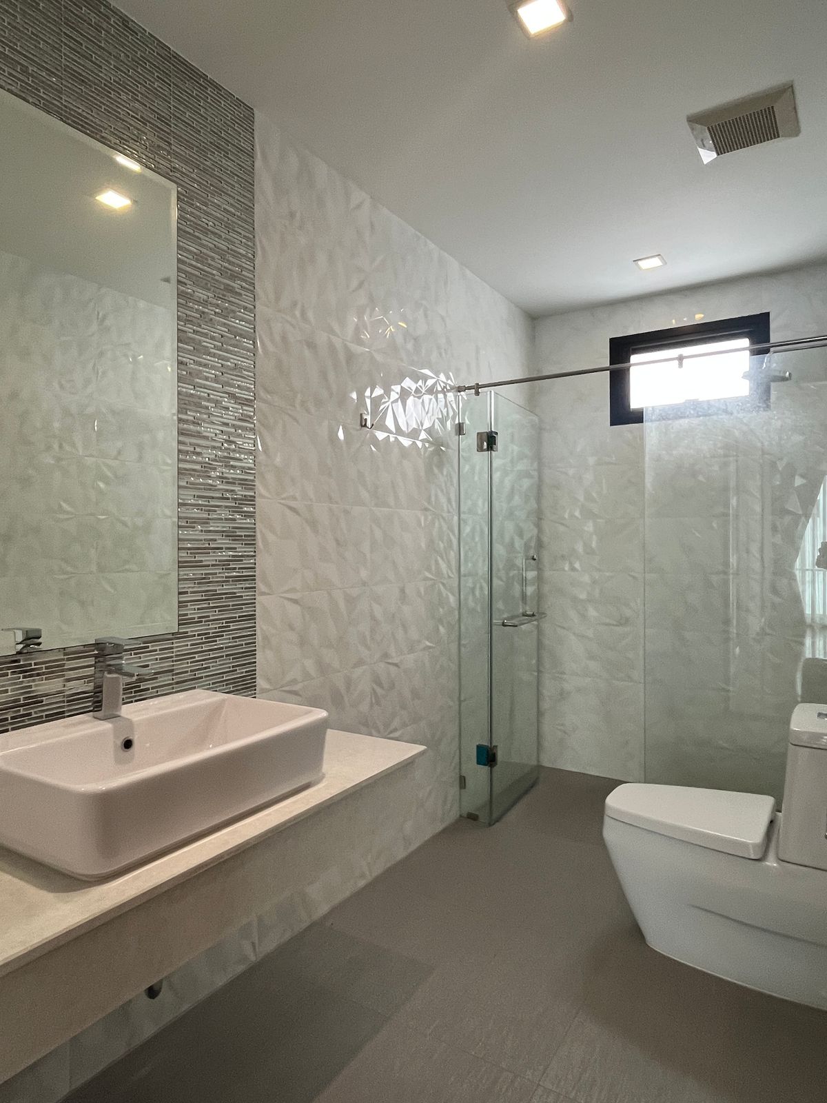 For SaleHouseChokchai 4, Ladprao 71, Ladprao 48, : Single house for sale, 4 bedrooms 92 sq m., 300+ sq m., calm, good location near the city center, easy access expressway and Rama 9, Ratchada, Lat Phrao 