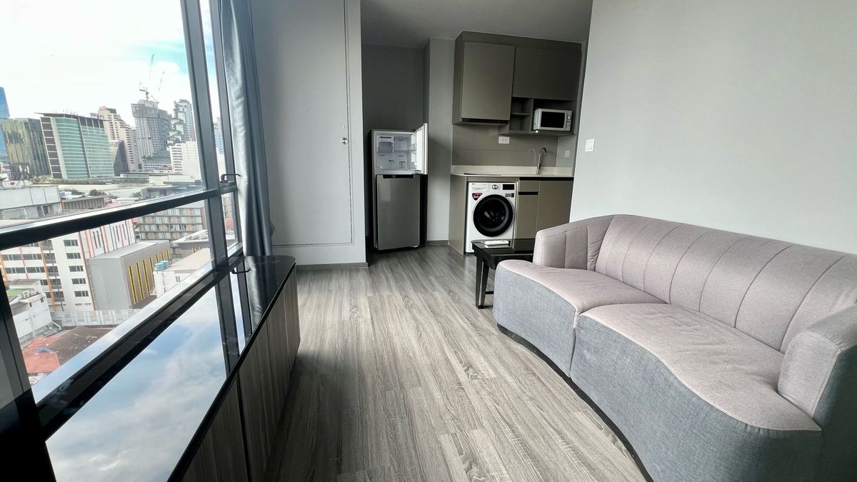 ให้เช่าคอนโดราชเทวี พญาไท : 🏢 For Rent: Ideo Mobi Rangnam
✨ Stylish Condo in Prime Rangnam Location