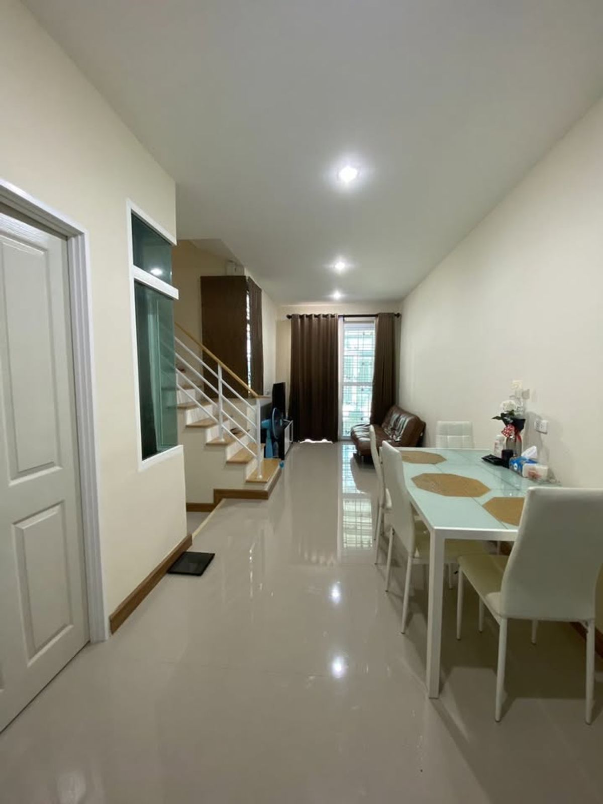 ขายทาวน์โฮมลาดกระบัง สุวรรณภูมิ : 🔥(ขาย) ราคาดี บอกต่อ! ✨Golden Town 3 Bangna-Suanluang / 3 Bedroom (FOR SALE) / 3 ห้องนอน (ขาย) แจ้ง Code 330