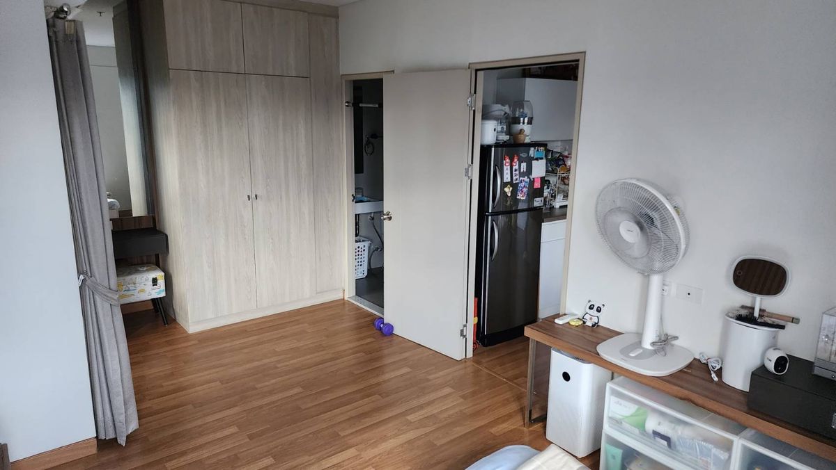 For SaleCondoSapankwai,Jatujak : Selling is sold in a new corner room, never rented 1 bedroom, 1 bathroom, Lumpini Park Vibhavadi-Chatuchak