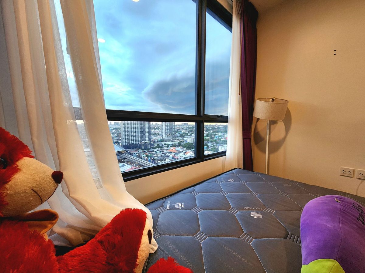 ขายคอนโดปิ่นเกล้า จรัญสนิทวงศ์ : ลดราคาโหด  ทิศใต้ 25 ตารางเมตร **ขายพร้อมอยู่** ขาย The Tree จรัญ30 คอนโดทำเลศิริราช ยูนิตน้อยสุดส่วนตัว 12 ห้องต่อ 1 ชั้น สังคมดีมาก SN494.22