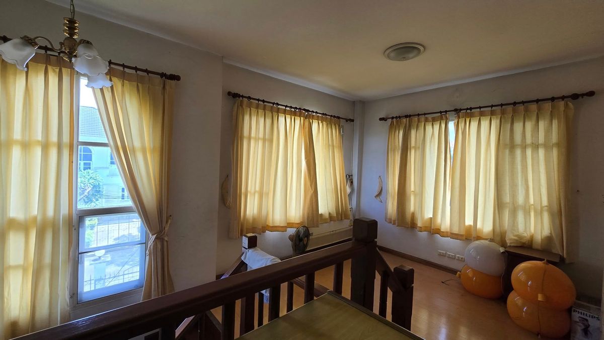 ขายบ้านพระราม 2 บางขุนเทียน : ขายบ้านเดี่ยว 2 ชั้น โครงการนันทวัน พระราม 2 ซอยพระราม2 (แสมดำ – บางขุนเทียน) บ้านเดี่ยว 2 ชั้น หลังใหญ่   เนื้อที่ 73.5 ตารางวา  พื้นที่ใช้สอย 254 ตารางเมตร  3 ห้องนอน | 3 ห้องน้ำ