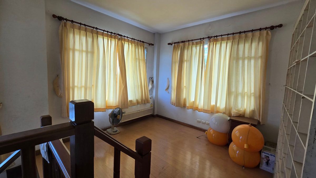 ขายบ้านพระราม 2 บางขุนเทียน : ขายบ้านเดี่ยว 2 ชั้น โครงการนันทวัน พระราม 2 ซอยพระราม2 (แสมดำ – บางขุนเทียน) บ้านเดี่ยว 2 ชั้น หลังใหญ่   เนื้อที่ 73.5 ตารางวา  พื้นที่ใช้สอย 254 ตารางเมตร  3 ห้องนอน | 3 ห้องน้ำ