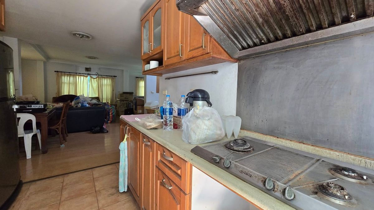 ขายบ้านพระราม 2 บางขุนเทียน : ขายบ้านเดี่ยว 2 ชั้น โครงการนันทวัน พระราม 2 ซอยพระราม2 (แสมดำ – บางขุนเทียน) บ้านเดี่ยว 2 ชั้น หลังใหญ่   เนื้อที่ 73.5 ตารางวา  พื้นที่ใช้สอย 254 ตารางเมตร  3 ห้องนอน | 3 ห้องน้ำ