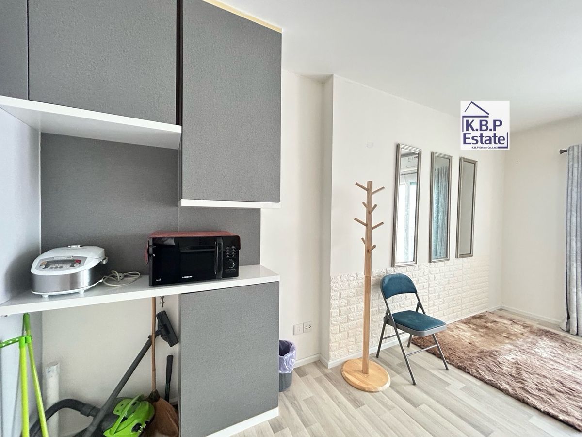 For SaleCondoSathorn, Narathiwat : Selling the Key Sathorn-Jerirat High class-Very beautiful view. 1 bedroom, 1 bathroom, size 32.75 sqm, 36th floor