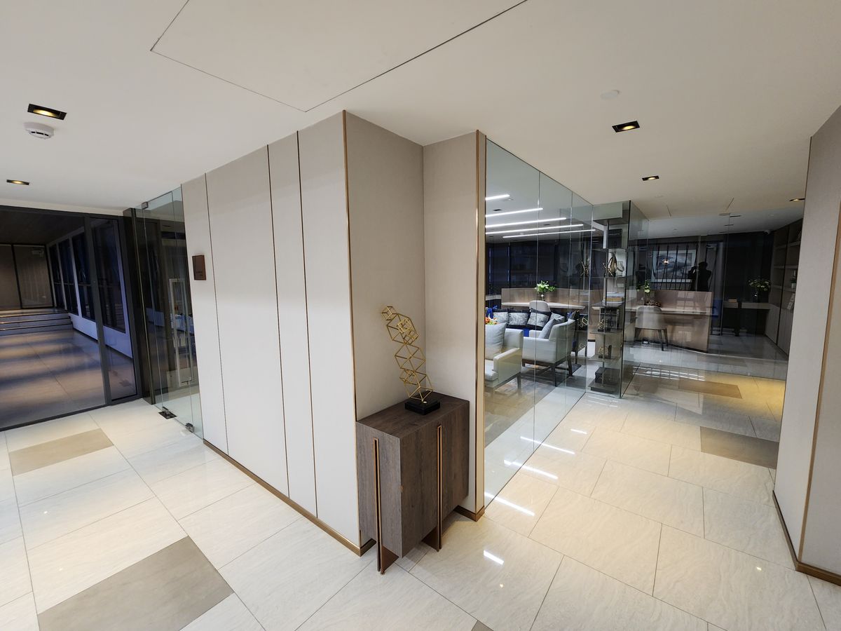 ขายคอนโดปิ่นเกล้า จรัญสนิทวงศ์ : ลดราคาโหด  ทิศใต้ 25 ตารางเมตร **ขายพร้อมอยู่** ขาย The Tree จรัญ30 คอนโดทำเลศิริราช ยูนิตน้อยสุดส่วนตัว 12 ห้องต่อ 1 ชั้น สังคมดีมาก SN494.22