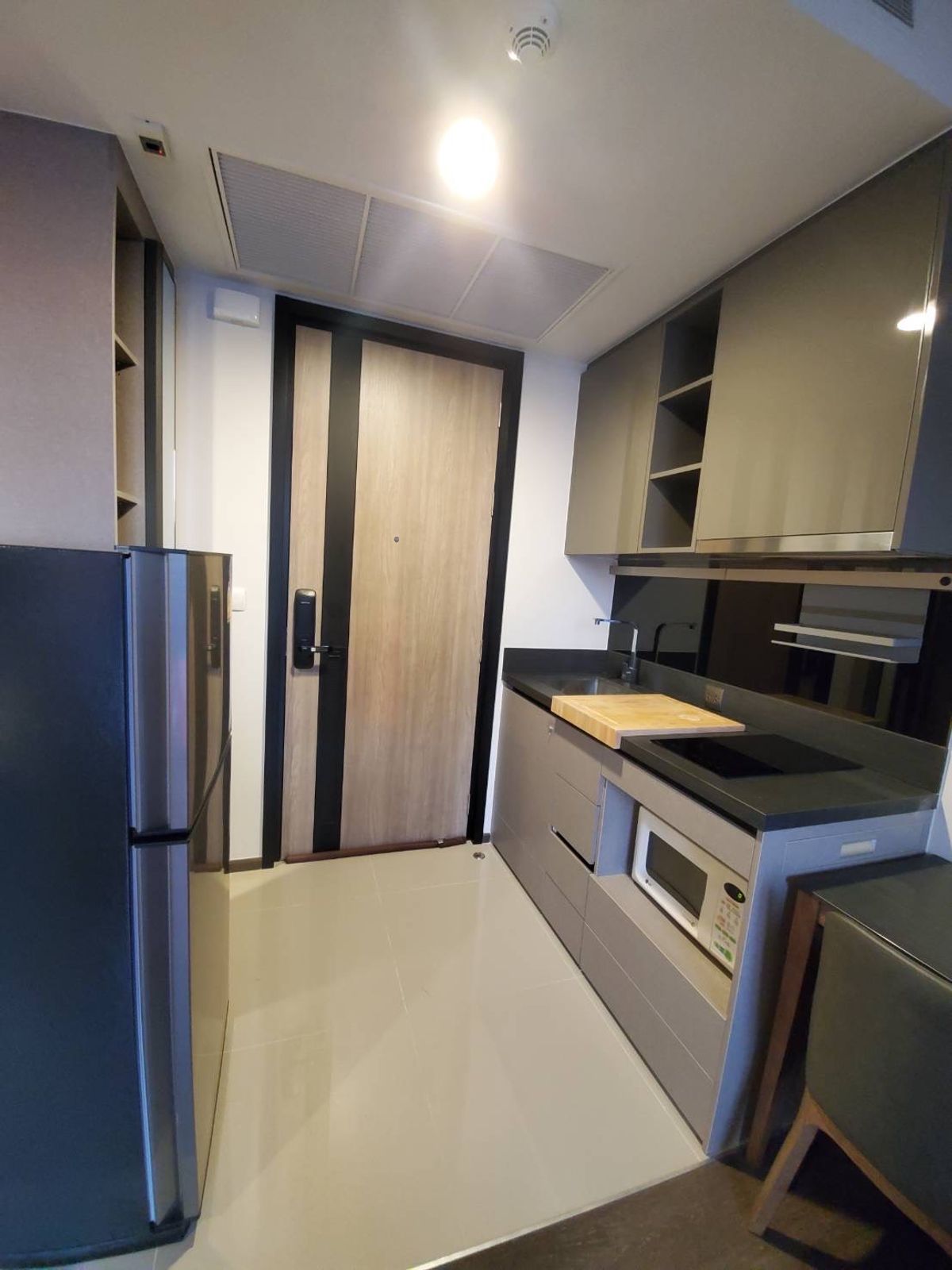 For SaleCondoSukhumvit, Asoke, Thonglor : Oka Hauus Sukhumvit 36 ​​/1 Bedroom (FORSALE), Oka House Sukhumvit 36 ​​/1 Bedroom (Sale) Nuun105