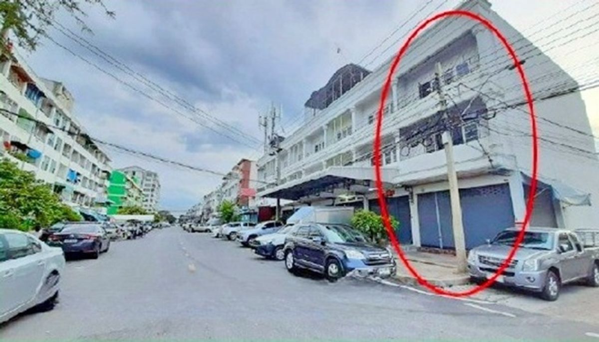 ให้เช่าอาคารพาณิชย์รัตนาธิเบศร์ สนามบินน้ำ พระนั่งเกล้า : ย่านบางใหญ่ซิตี้ เซ็นทรัลเวสเกต 1.7 กม. อาคารพาณิชย์ 3 ชั้นมีดาดฟ้า ห้องริม 31ตรว. ติดถนน เหมาะทำธุรกิจออนไลน์ คลังสินค้า หรืออยู่อาศัย