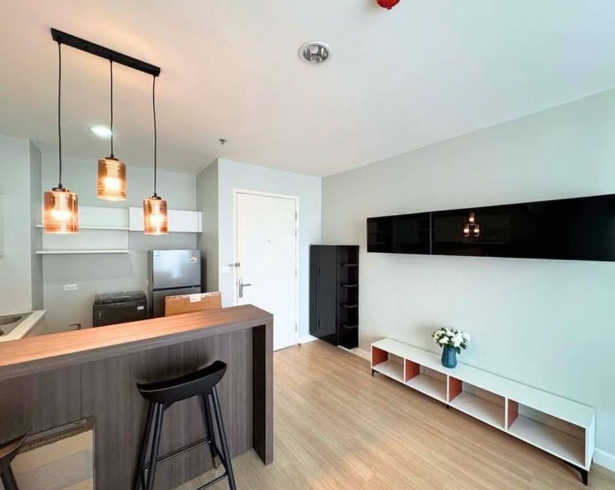 For SaleCondoLadprao, Central Ladprao : Urgent sale, corner room, Life @ Ladprao 18, price 6,790,000 baht [MKS250719]