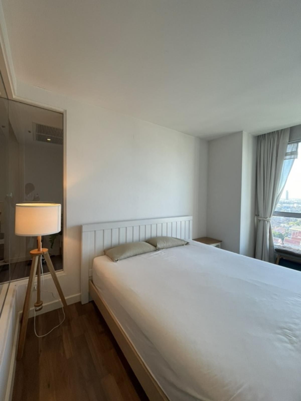 For RentCondoThaphra, Talat Phlu, Wutthakat : The Room Sathorn Taksin【𝐑𝐄𝐍𝐓】🔥Easy on the eyes, simple, quiet design, every square meter feels peaceful🔥 Contact Line ID: @hacondo