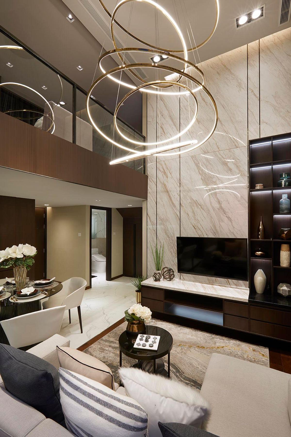 ขายคอนโดสุขุมวิท อโศก ทองหล่อ : Cloud Sukhumvit 23 : คอนโดใหม่ ใกล้ มศว. 3 นาที จาก MRT Sukhumvit : Loft 2 ห้องนอน เริ่ม 9.9 ล้าน*