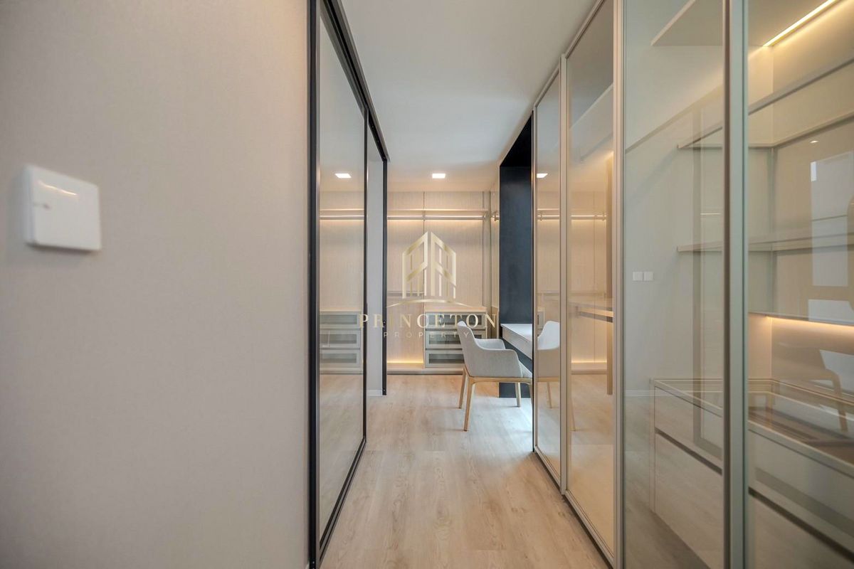 HousePattanakan, Srinakarin : Vive Krungthep Kreetha, near Wellington School 📞092-4252445