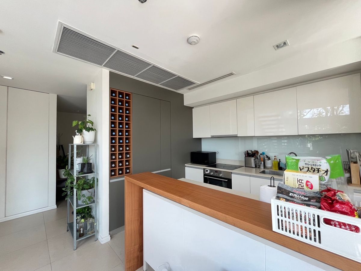 For SaleCondoWongwianyai, Charoennakor : Rare unit Duplex Penthouse ✨The River✨ 3 bedrooms, 4 bathrooms, size 286 sq m, near BTS / MRT Krung Thon Buri (0.9 km.) Tel.0982645161