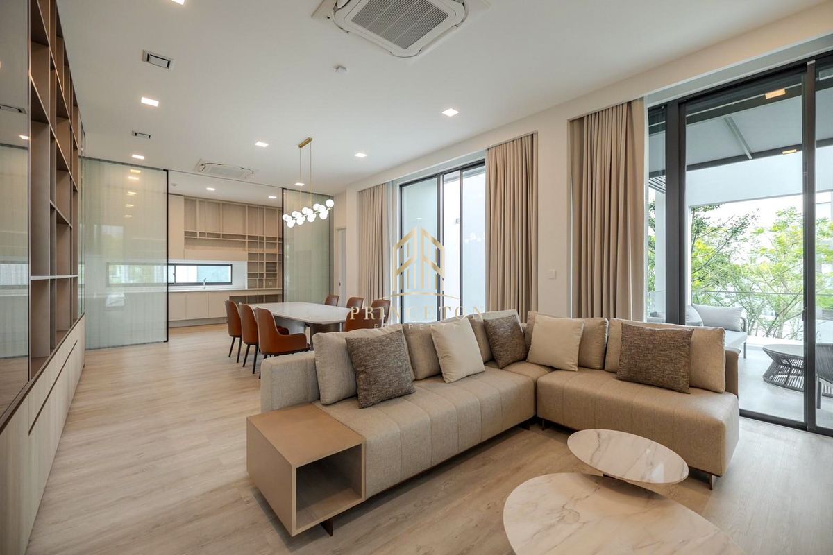 HousePattanakan, Srinakarin : Vive Krungthep Kreetha, near Wellington School 📞092-4252445