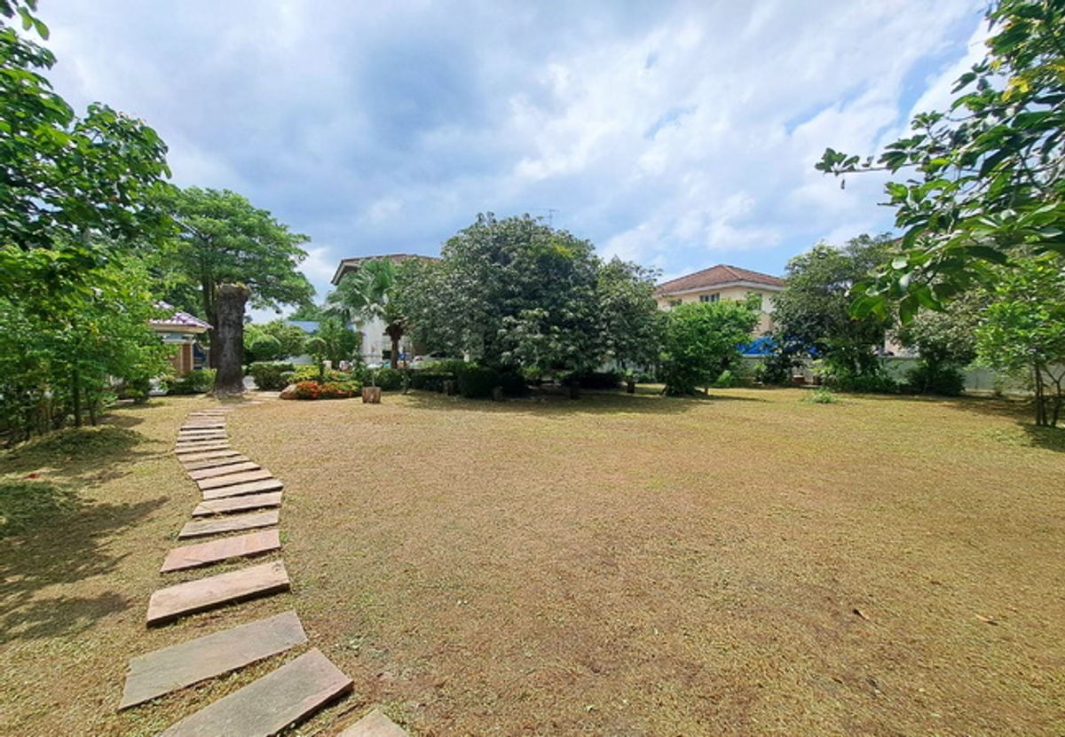 For SaleLandNawamin, Ramindra : Land for sale in Nantawan village Ram Inthra-Watcharapol, Sukhaphiban 5 Road, area 137 sq.w.