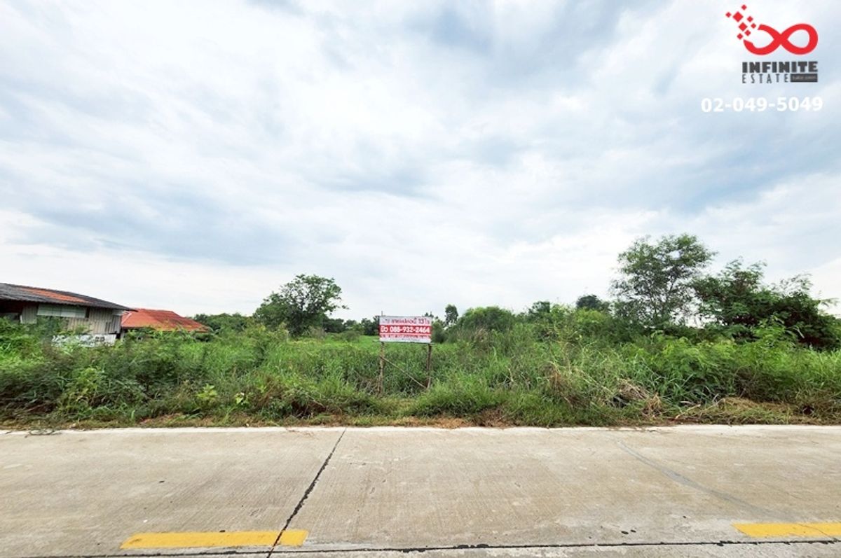 For SaleLandPathum Thani,Rangsit, Thammasat : Land for sale 13 rai, Khlong Ha Rangsit-Nakhon Nayok, near the 2-sided road, good price, beautiful location