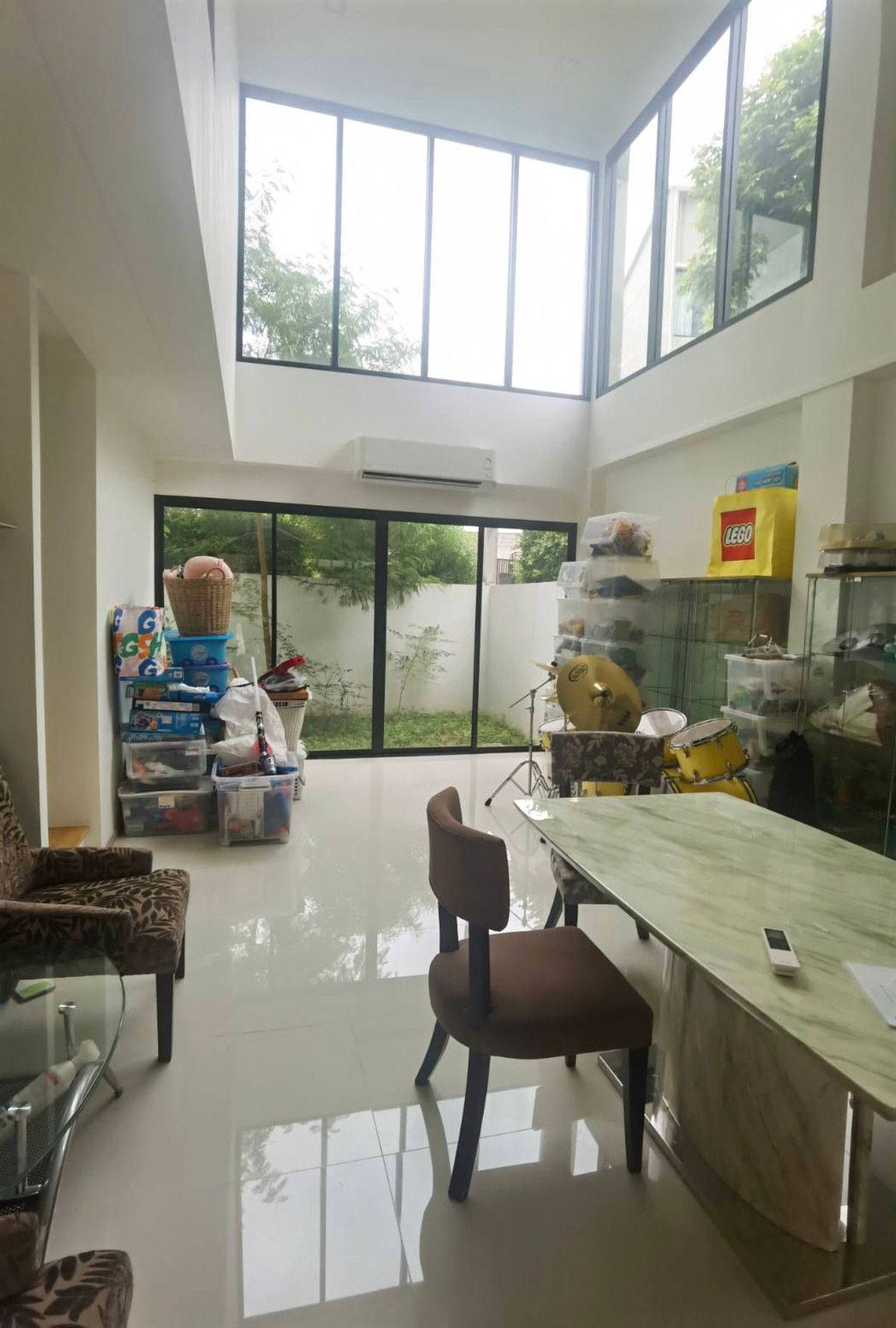 For SaleTownhomePinklao, Charansanitwong : Urgent sale‼ ️ House No. 989/1 The Bliz Sathorn-Charan 35 Premium Townhouse, the corner of the Children's Play, the swimming pool only has only one house.