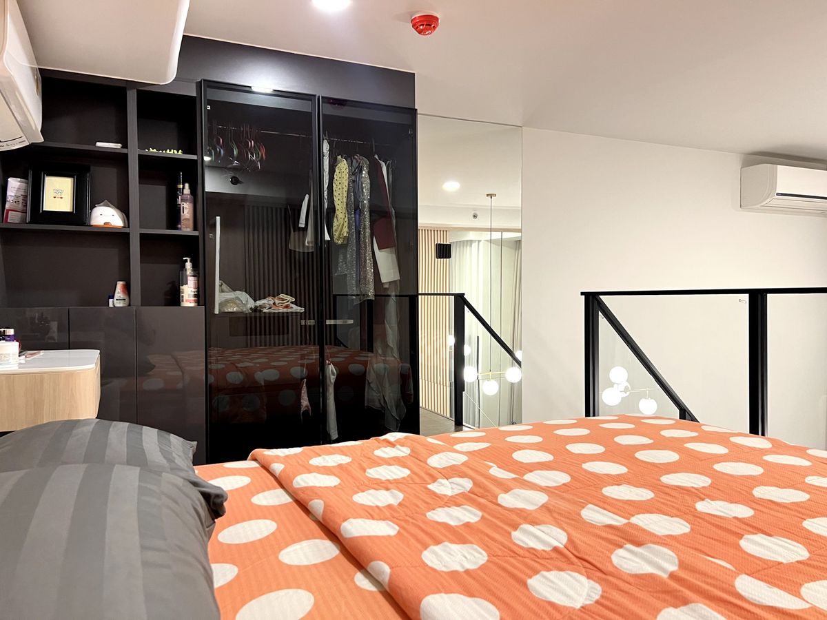 ให้เช่าคอนโดสยาม จุฬา สามย่าน : Park Origin Chula Samyan【𝐑𝐄𝐍𝐓】🔥โทนอุ่นแบบสไตล์ญี่ปุ่น เฟอร์บิ้วอินครบ อยู่แล้วโล่งสบาย🔥 ติดต่อไลน์ไอดี: @hacondo