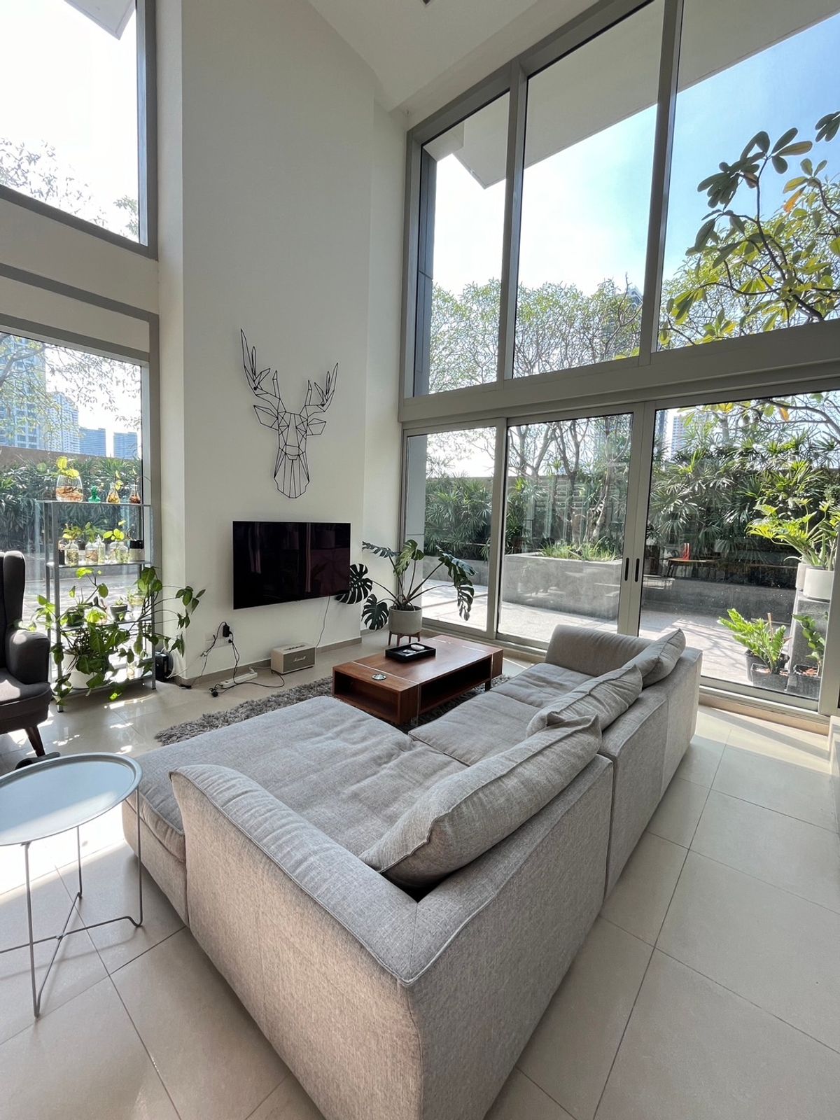 For SaleCondoWongwianyai, Charoennakor : Rare unit Duplex Penthouse ✨The River✨ 3 bedrooms, 4 bathrooms, size 286 sq m, near BTS / MRT Krung Thon Buri (0.9 km.) Tel.0982645161