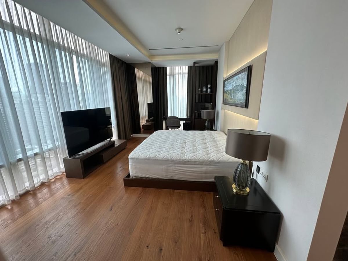 For SaleCondoWitthayu, Chidlom, Langsuan, Ploenchit : ✨185 Rajadamri✨3 bedrooms, 4 bathrooms, size 386.56 sq m, near BTS / MRT Ratchadamri (0.3 km.) Tel.0982645161