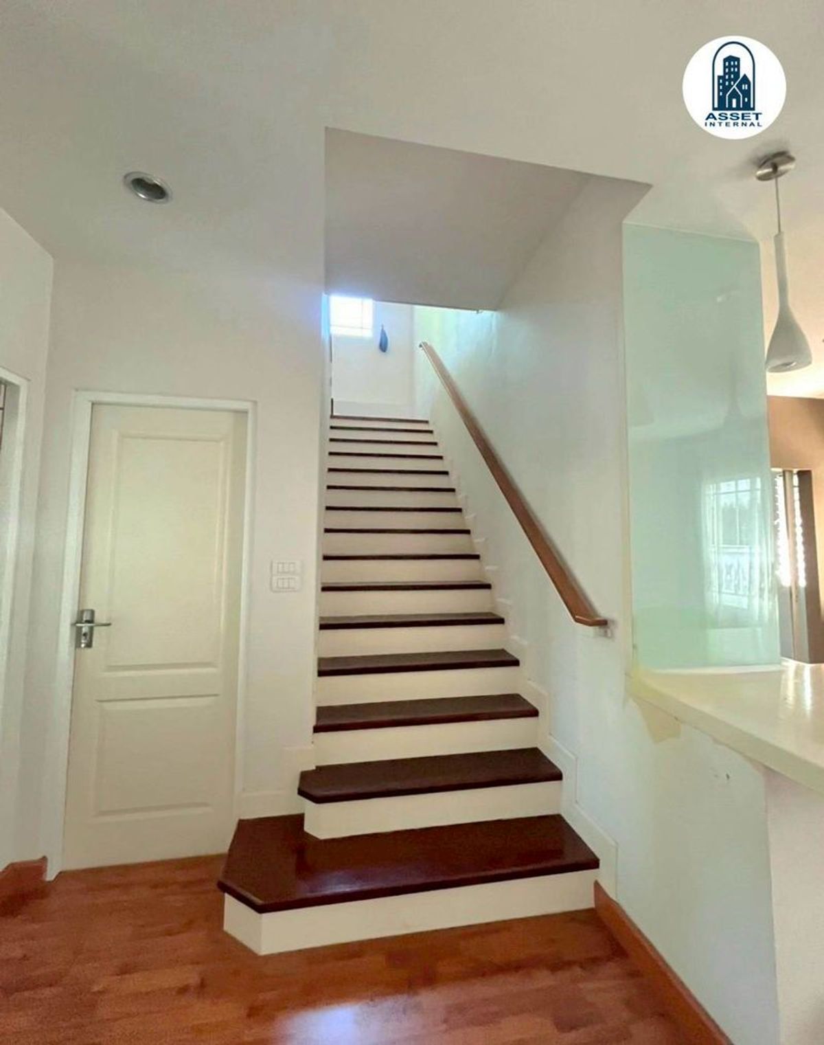 ขายบ้านเชียงใหม่ : ขายบ้านเดี่ยว 2 ชั้น ม.สีวลี สันกำแพง-เชียงใหม่ เนื้อที่ 98.4 ตร.วา 3 ห้องนอน 3 ห้องน้ำ ตกแต่งครบพร้อมอยู่ ตำบลสันกลาง อำเภอสันกำแพง จังหวัดเชียงใหม่