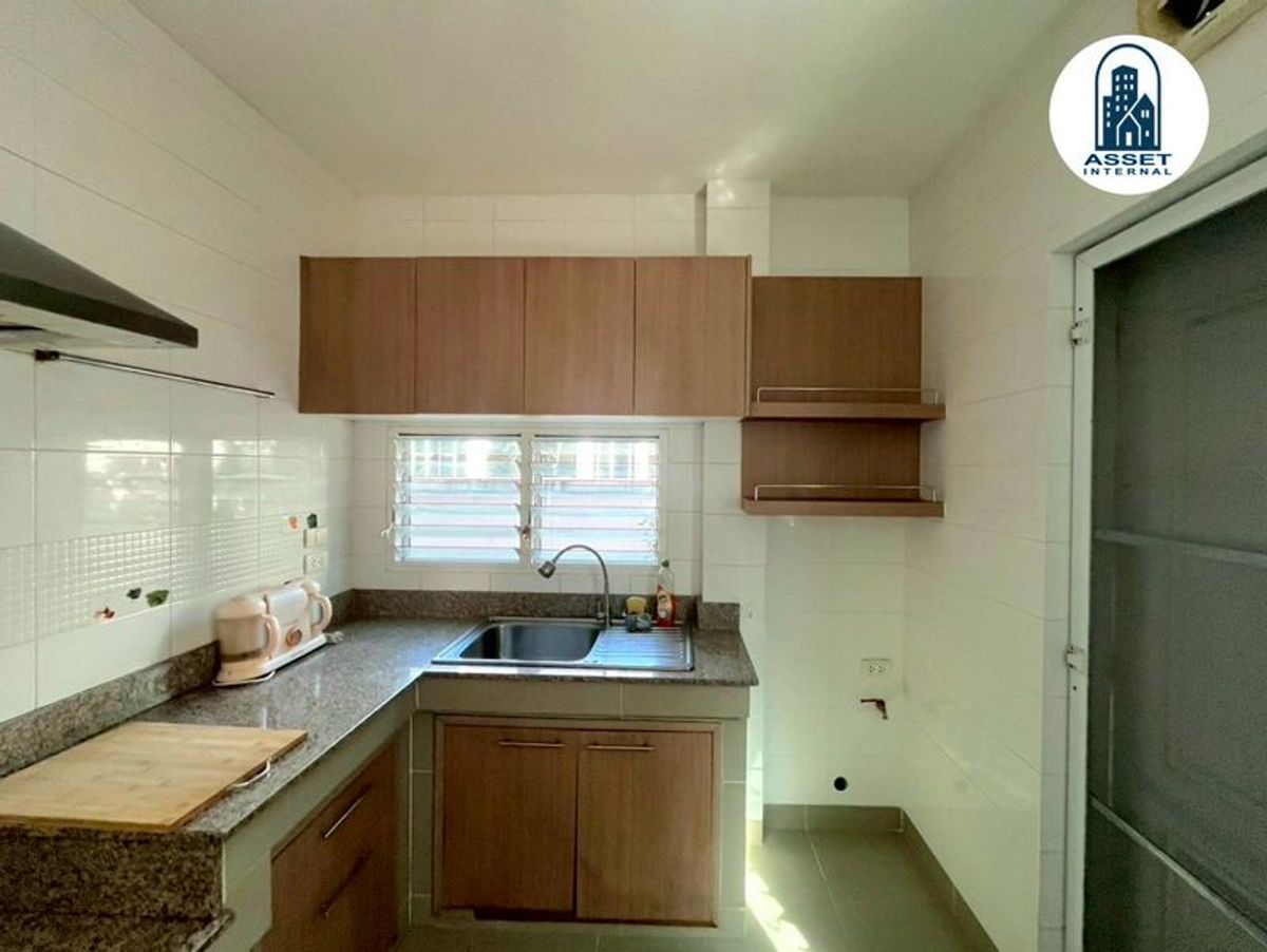 ขายบ้านเชียงใหม่ : ขายบ้านเดี่ยว 2 ชั้น ม.สีวลี สันกำแพง-เชียงใหม่ เนื้อที่ 98.4 ตร.วา 3 ห้องนอน 3 ห้องน้ำ ตกแต่งครบพร้อมอยู่ ตำบลสันกลาง อำเภอสันกำแพง จังหวัดเชียงใหม่